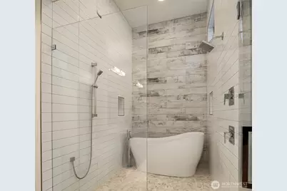 3743 W Commodore Way, Seattle, WA 98199 - Photo 21