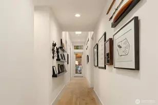 3743 W Commodore Way, Seattle, WA 98199 - Photo 17