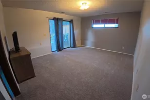 4421 60th St Ct E, Tacoma, WA 98443 - Photo 9