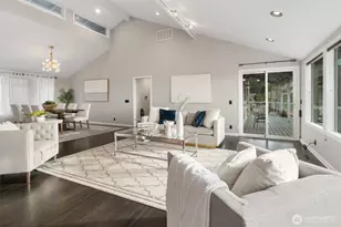 13603 SE 55th Pl, Bellevue, WA 98006 - Photo 9