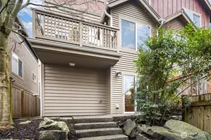 9209 Interlake Ave N, Seattle, WA 98103 - Photo 29