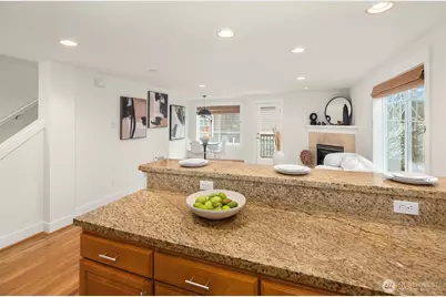 9209 Interlake Avenue N #A, Seattle, WA 98103 - Photo 13