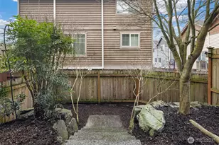 9209 Interlake Ave N, Seattle, WA 98103 - Photo 27