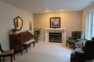 1043 Nootka Dr, Fox Island, WA 98333 - Photo 5