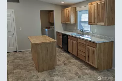 307 8th Street #7, Sultan, WA 98294 - Photo 3