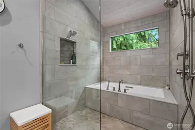 21519 NE 29th Street, Sammamish, WA 98074 - Photo 17