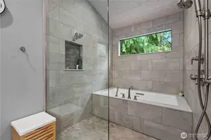 21519 NE 29th St, Sammamish, WA 98074 - Photo 17