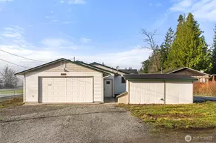 18126 Clarence Ave, Stanwood, WA 98292 - Photo 3