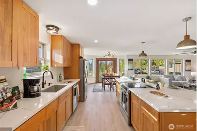 18126 Clarence Avenue, Stanwood, WA 98292 - Photo 7