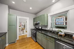 4748 4th Ave NE, Seattle, WA 98105 - Photo 15