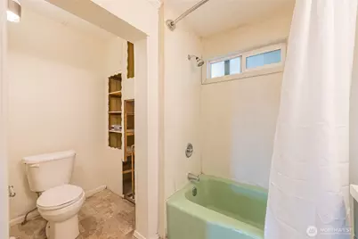 912 E 4th Street, Port Angeles, WA 98362 - Photo 21