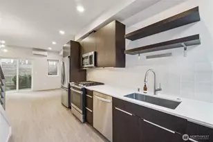 4810C Delridge Wy SW, Seattle, WA 98106 - Photo 3