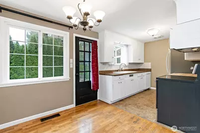 527 Ramsdell Street, Fircrest, WA 98466 - Photo 11