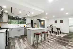 24705 SE 31st Pl, Sammamish, WA 98075 - Photo 11