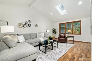 24705 SE 31st Pl, Sammamish, WA 98075 - Photo 5