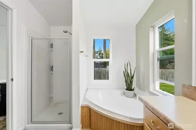 570 Ocean View Drive, Oak Harbor, WA 98277 - Photo 19