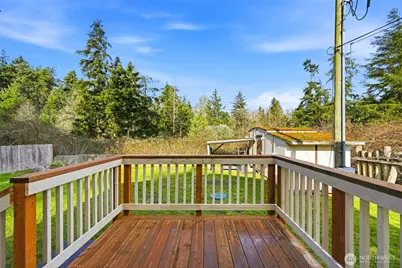 570 Ocean View Drive, Oak Harbor, WA 98277 - Photo 23