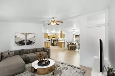 570 Ocean View Drive, Oak Harbor, WA 98277 - Photo 3