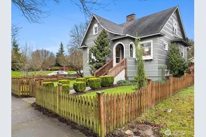 1301 Oakes Avenue, Everett, WA 98201 - Photo 1