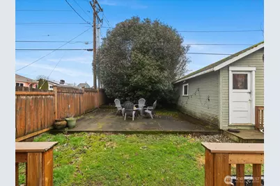 1301 Oakes Avenue, Everett, WA 98201 - Photo 33