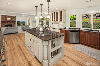 20427 NE 64th Place, Redmond, WA 98053 - Photo 7