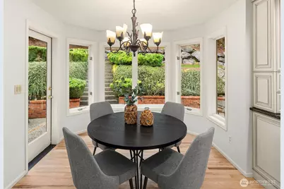 20427 NE 64th Place, Redmond, WA 98053 - Photo 9