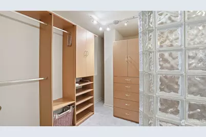 22222 Dock Avenue S #1B, Des Moines, WA 98198 - Photo 17