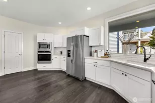 125 Ship Watch Cir, Kalama, WA 98625 - Photo 13