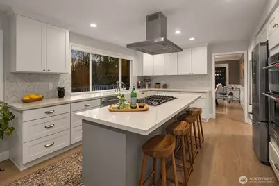 11721 NE 41st Street, Kirkland, WA 98033 - Photo 13