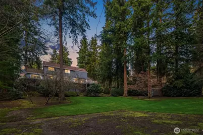 11721 NE 41st Street, Kirkland, WA 98033 - Photo 33