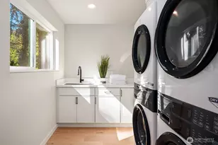 13321 108th Ave NE, Kirkland, WA 98034 - Photo 27