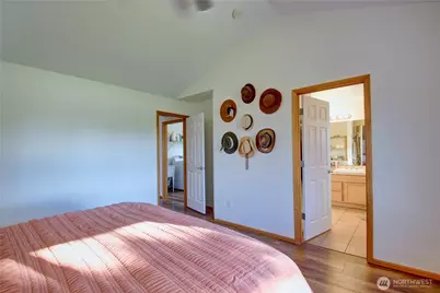 988 Homestead Drive, Burlington, WA 98233 - Photo 21