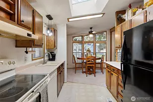 10414 Peacock Hill Ave, Gig Harbor, WA 98332 - Photo 9