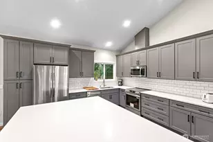 14326 NE 178th St, Woodinville, WA 98072 - Photo 11