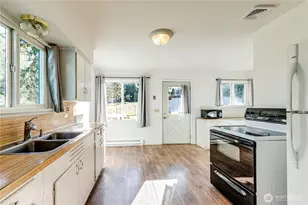 1520 Scrivner Rd, Port Angeles, WA 98362 - Photo 9