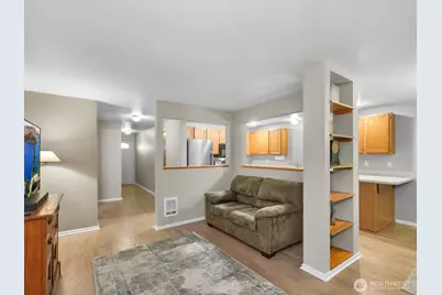 21227 76th Avenue W #B8, Edmonds, WA 98026 - Photo 9