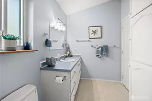 91 E Franjo Beach Dr, Shelton, WA 98584 - Photo 15