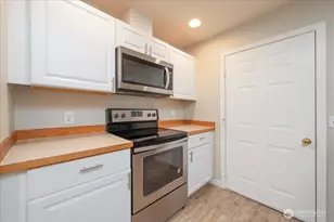 5812 S 234th St, Kent, WA 98032 - Photo 9