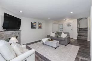 7821 196th St SW, Edmonds, WA 98026 - Photo 9