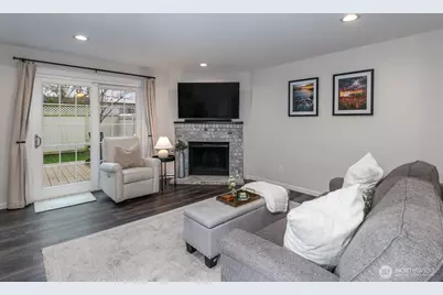 7821 196th Street SW #B, Edmonds, WA 98026 - Photo 7