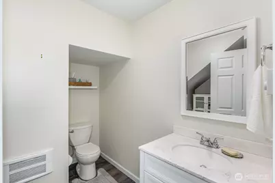 7821 196th Street SW #B, Edmonds, WA 98026 - Photo 15