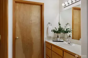 606 NW 12th Loop, Oak Harbor, WA 98277 - Photo 21