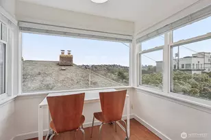 2418 W Boston, Seattle, WA 98199 - Photo 9