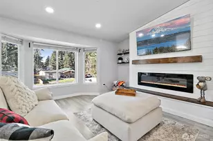 13009 Prairie Cir E, Bonney Lake, WA 98391 - Photo 5