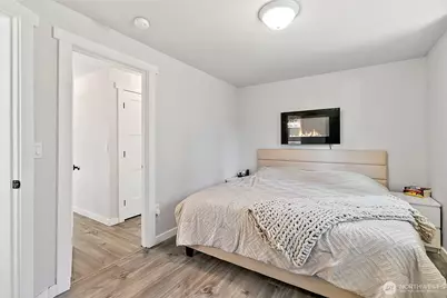 13009 Prairie Circle E, Bonney Lake, WA 98391 - Photo 19