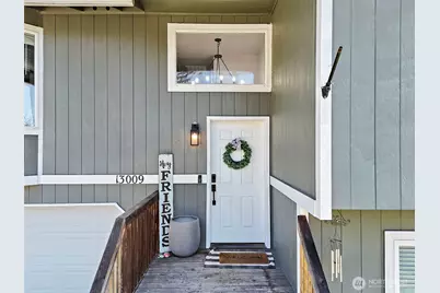 13009 Prairie Circle E, Bonney Lake, WA 98391 - Photo 3