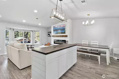 13009 Prairie Circle E, Bonney Lake, WA 98391 - Photo 15