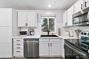 13009 Prairie Cir E, Bonney Lake, WA 98391 - Photo 13