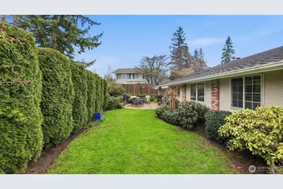 16404 142nd Place SE, Renton, WA 98058 - Photo 21