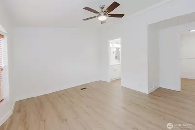 6897 Capricorn Lane NE, Bremerton, WA 98311 - Photo 21